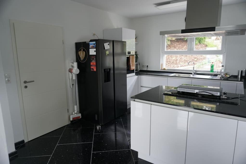 Ferienhaus Mit Schoener Aussicht Weitersburg エクステリア 写真